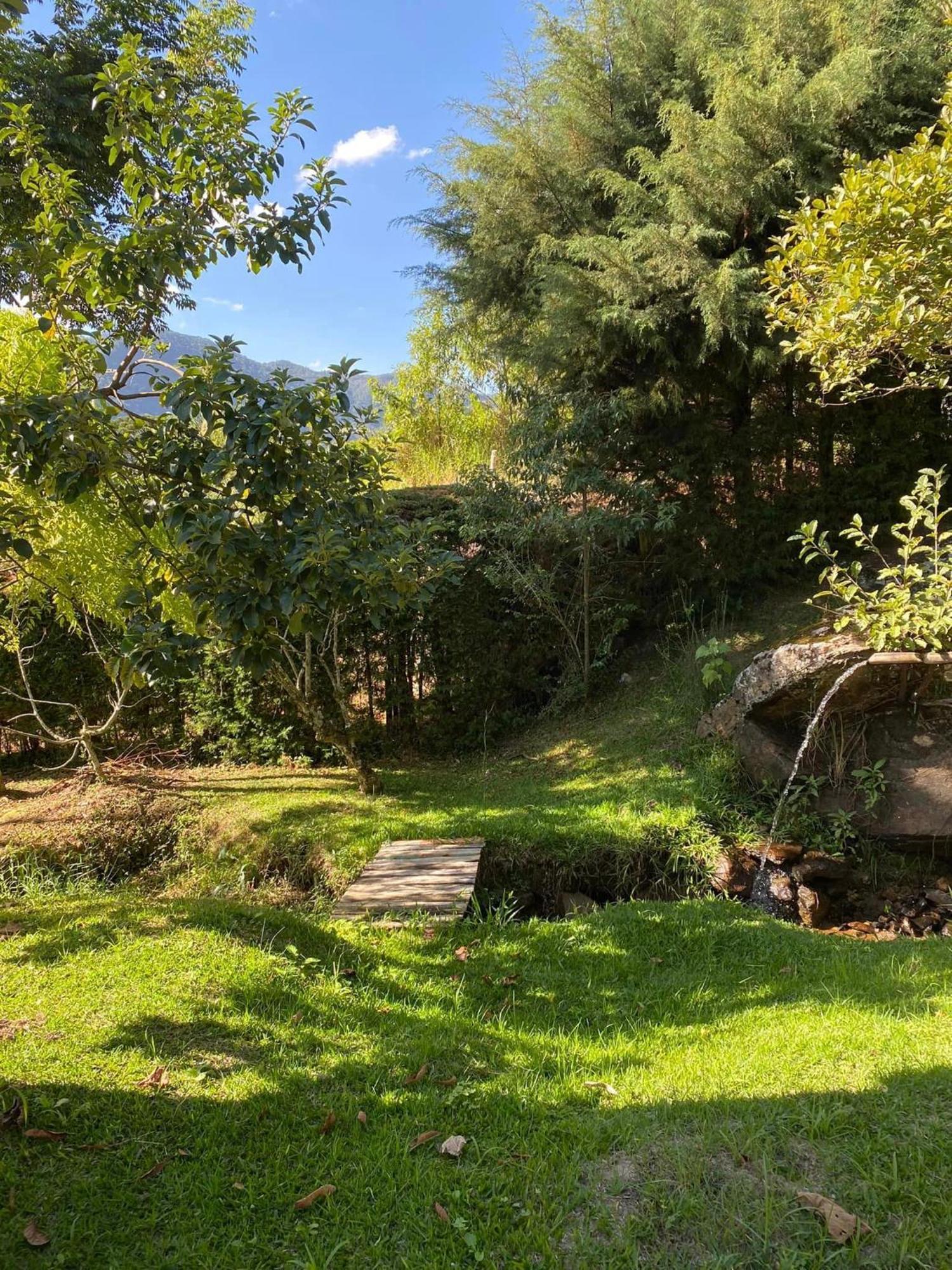 Ferienwohnung Casa Na Montanha A 500 Metros Da Pedra Do Bau São Bento do Sapucaí Exterior foto